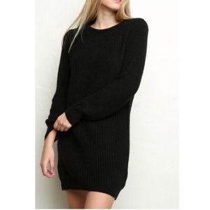 Brandy Melville leis sweater dress #sweaterdress #knitted